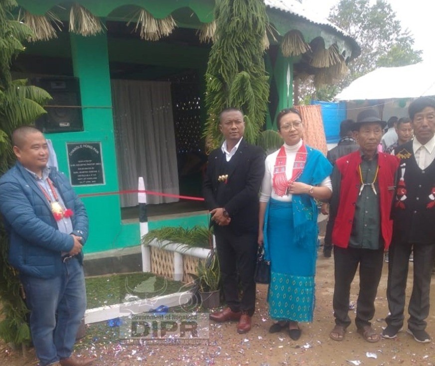 Dignitaries during the inaguration of the Changlehong Khel Morung.
